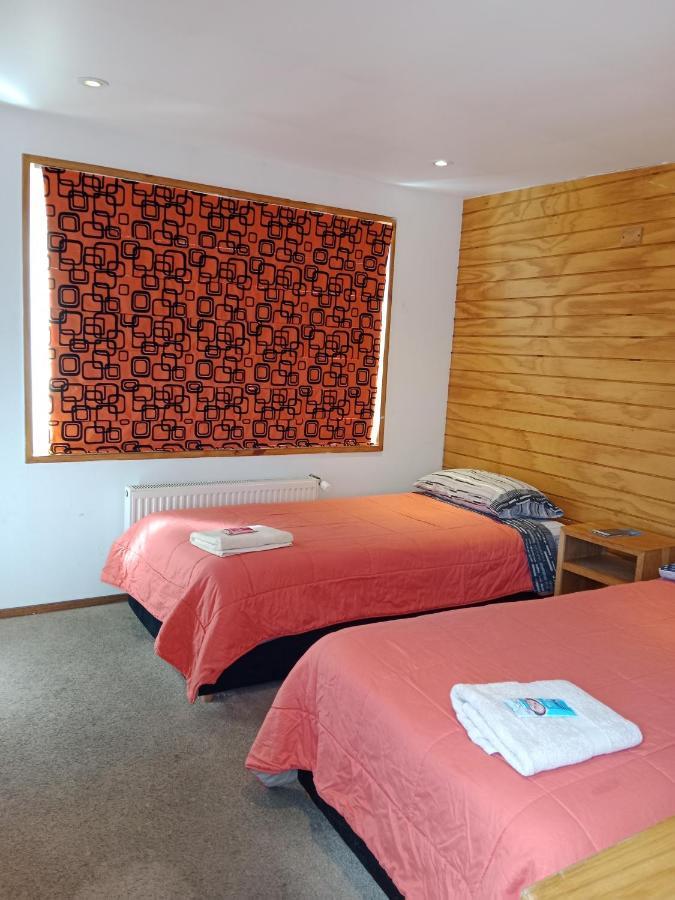 Almer Hostal Пунта-Аренас Экстерьер фото